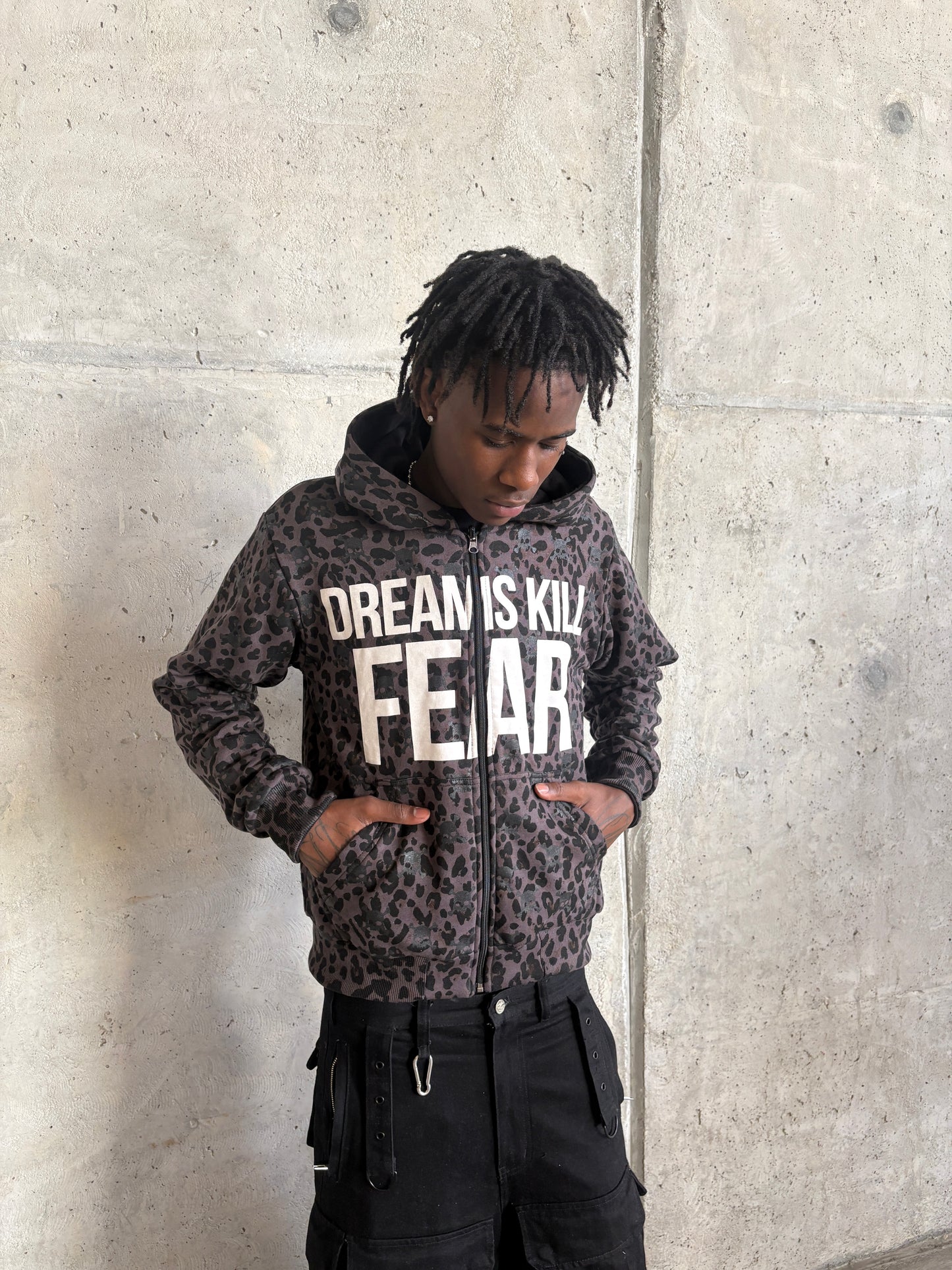 “DREAMS KILL FEAR”reversible zip up
