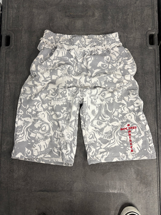“Phantom flow” long shorts