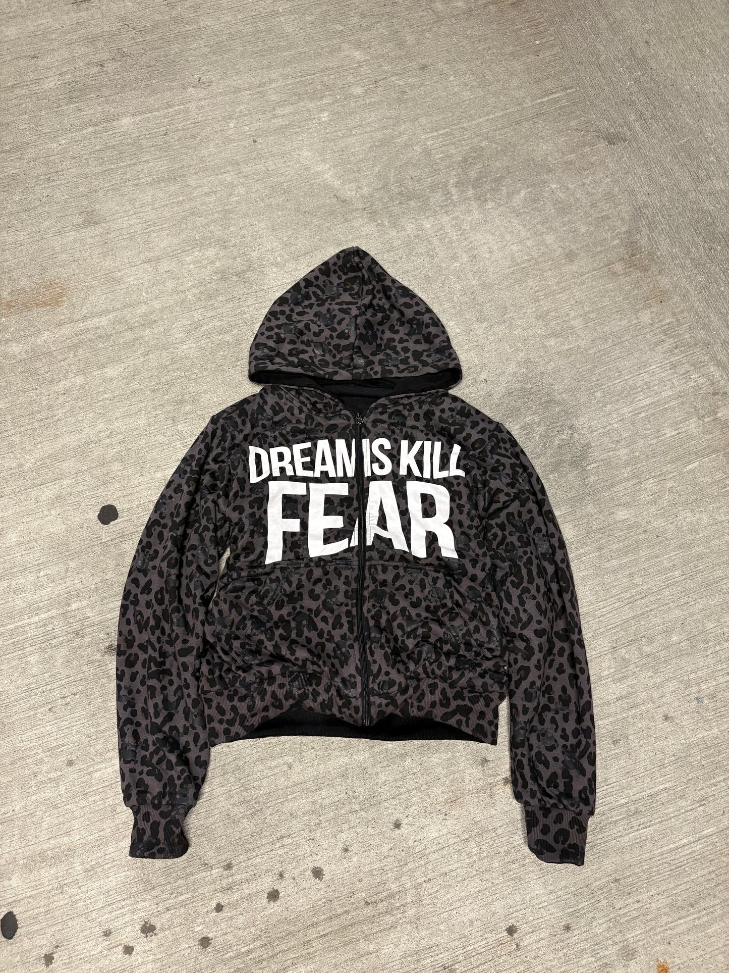 “DREAMS KILL FEAR”reversible zip up